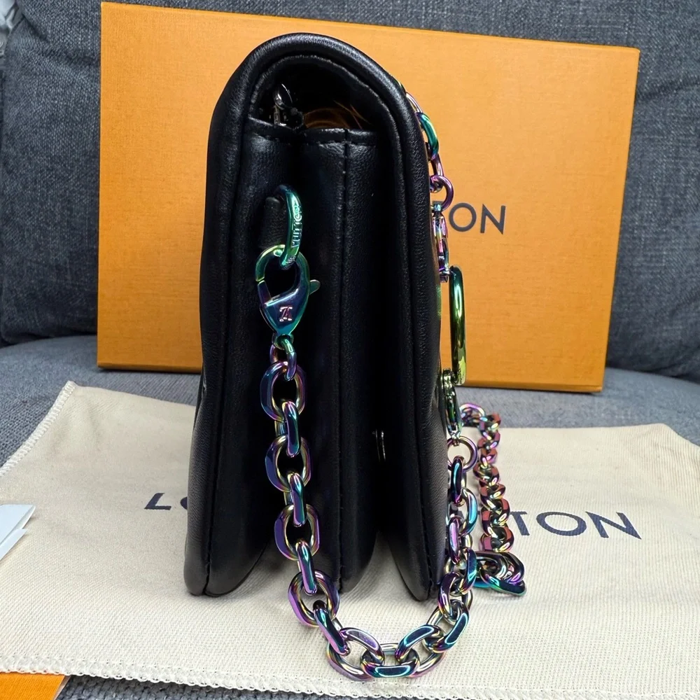Louis Vuitton Coussin Pochette LV SKI collection Iridescent Hardware - Picture 11 of 17